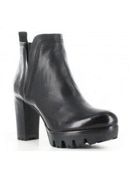 irica 9063 urraco black...